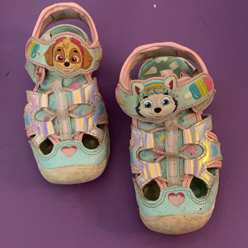 Light Up PAW PATROL Sandals